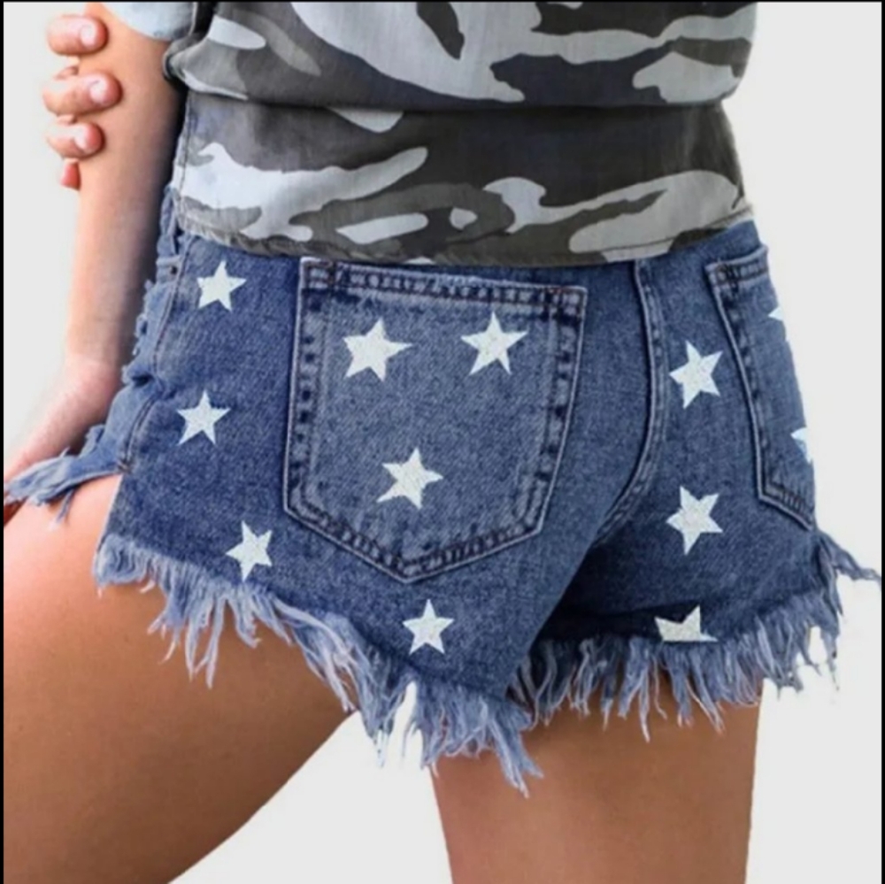 Star Print Denim Shorts with Frayed Hem Size Small - Picture 2 of 4